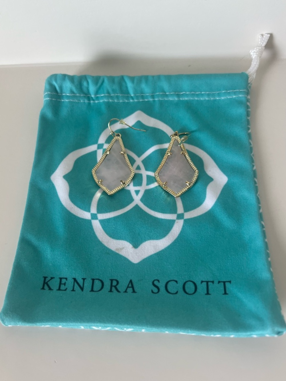 Kendra Scott Gold-Trim Pale Pink Stone Drop Earrings